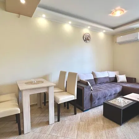 Bratanov Lifestyle Vi * Slăntjev Brjag
